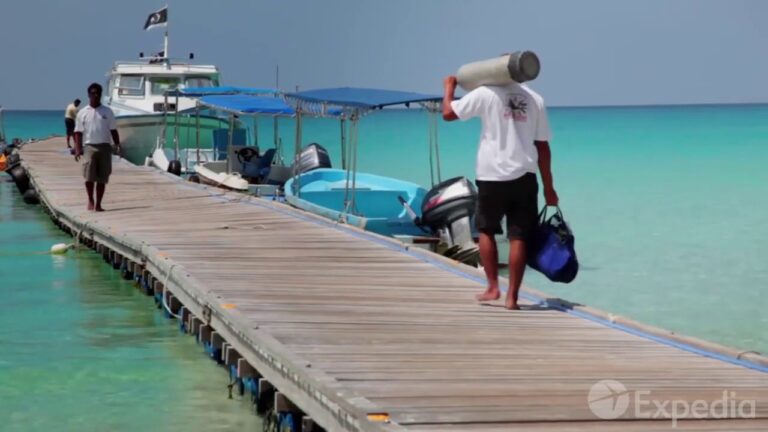 Malaysia Vacation Travel Guide  by Expedia