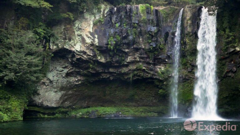 Cheonjiyeon Waterfall – City Video Guide